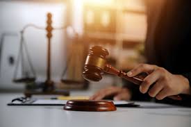 LSK South Eastern branch threatens to boycott court over the transfer of a judge to Machakos High Court over alleged integrity concerns LSK South Eastern branch threatens to boycott court over the transfer of a judge to Machakos High Court over alleged integrity concerns
