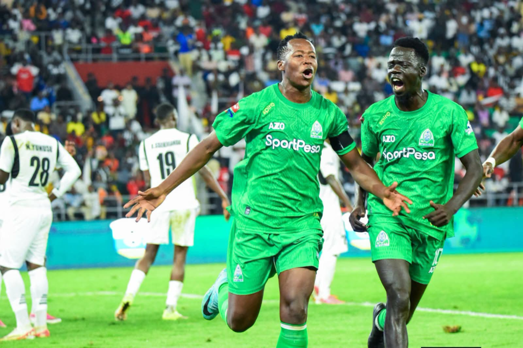 Paul Okoth greets President Kagame in style in Gor Mahia’s emphatic victory over APR Paul Okoth greets President Kagame in style in Gor Mahia’s emphatic victory over APR