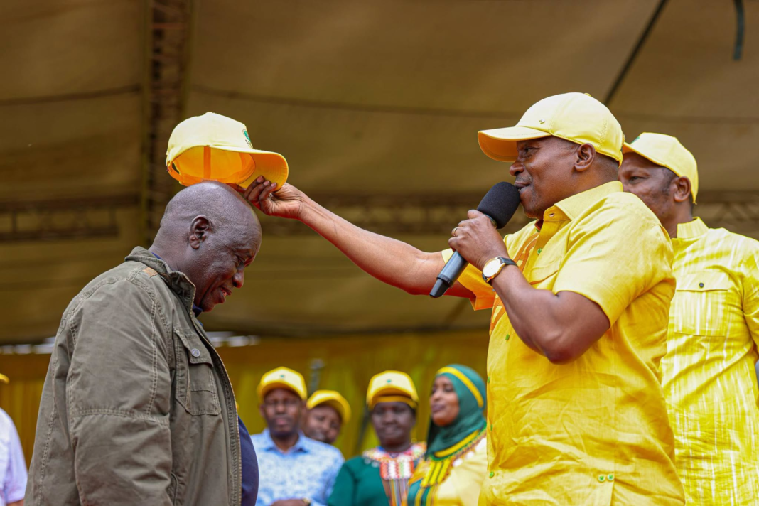 No Katikati: Kalonzo in a tight spot. Which way? No Katikati: Kalonzo in a tight spot. Which way?