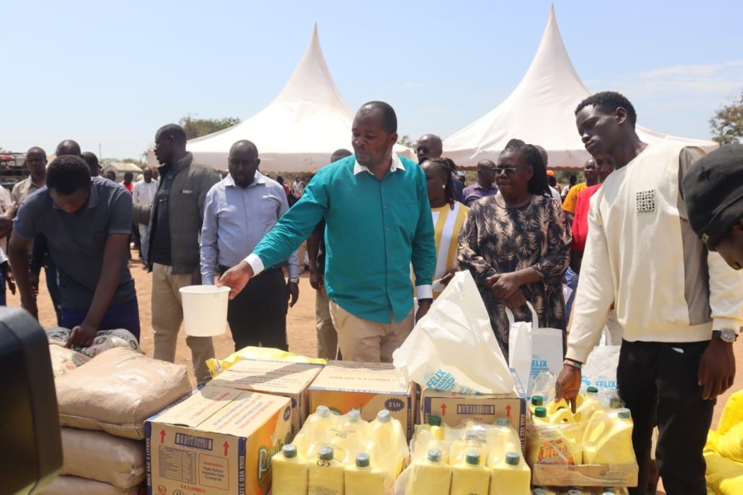 FELIX OKWANYO DONATES KSH2 MILLION IN FOODSTUFFS TO 14,000 NYATIKE EXAM CANDIDATES FELIX OKWANYO DONATES KSH2 MILLION IN FOODSTUFFS TO 14,000 NYATIKE EXAM CANDIDATES